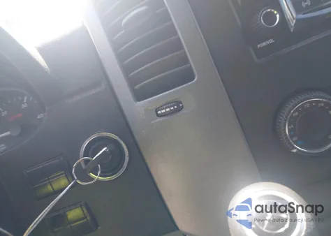 2015 Mercedes-Benz Sprinter 2500 High Roof из США, поврежденный, VIN WD3PE8DC8FP110548